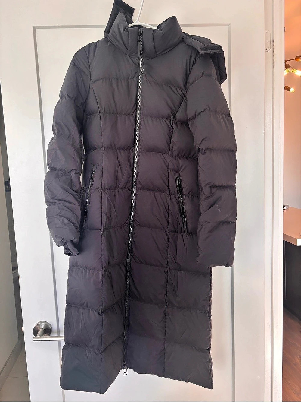 Aritzia SuperSnug Puff Long Black Down Puffer Coat – Size Small